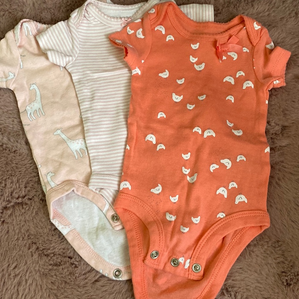 Carters Like new baby onesies